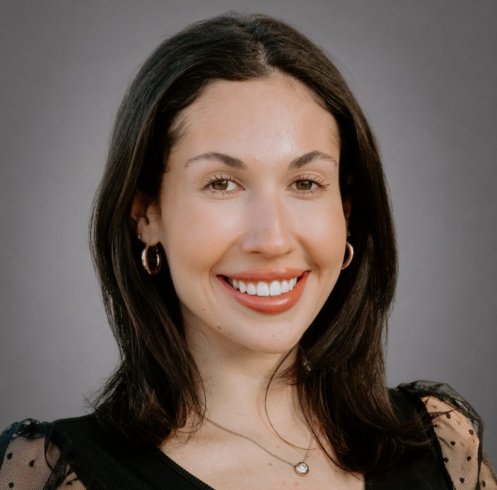 Merritt Headshot (1)